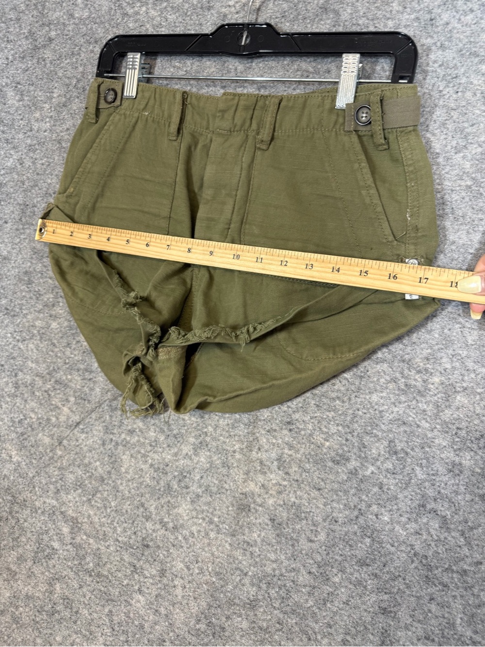 One Teaspoon Olive Green Distressed Denim Shorts Size 25 Boho Festival Cutoff - Picture 6 of 14